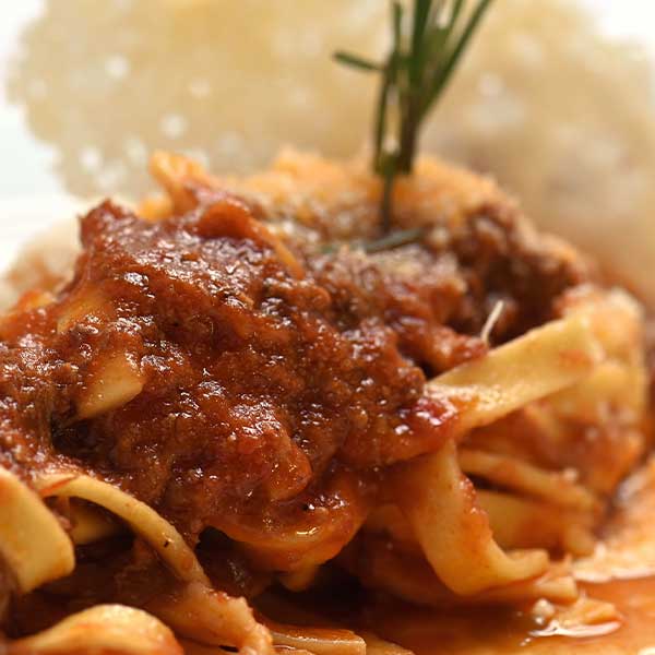 Tagliatelle al ragu bolognese